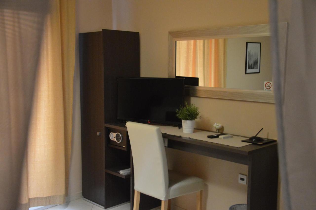 Hotel Epavli Nea Kallikrateia Экстерьер фото